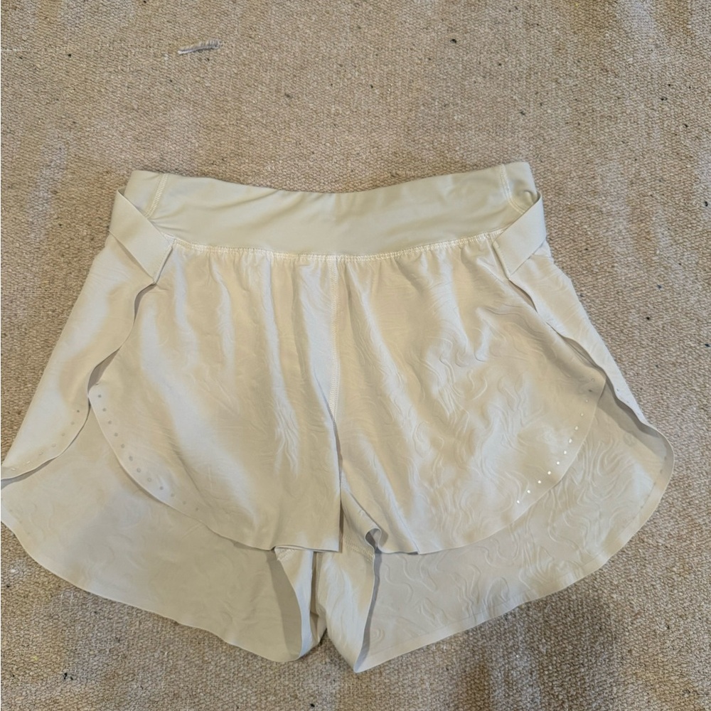 Lululemon Printed Cream Shorts